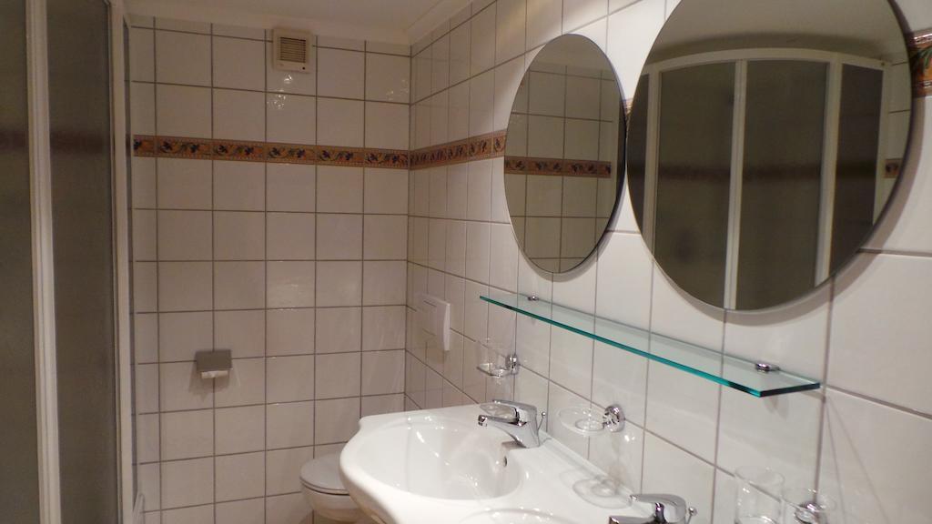 Ferienwohnungen-Gaestehaus Altginzling Extérieur photo